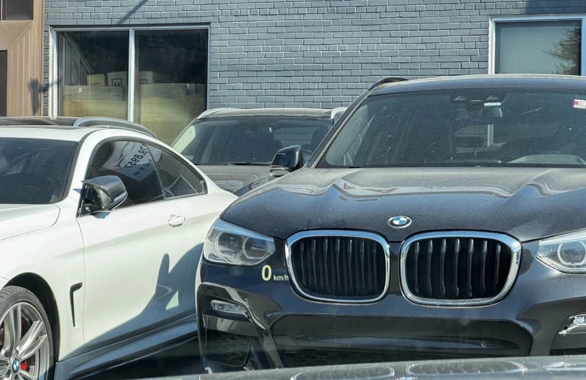 BMW 330 XDRIVE * М ПАКЕТ * HUD * ДИСТРОНИК * 360 КАМЕРА, снимка 10 - Автомобили и джипове - 54856045