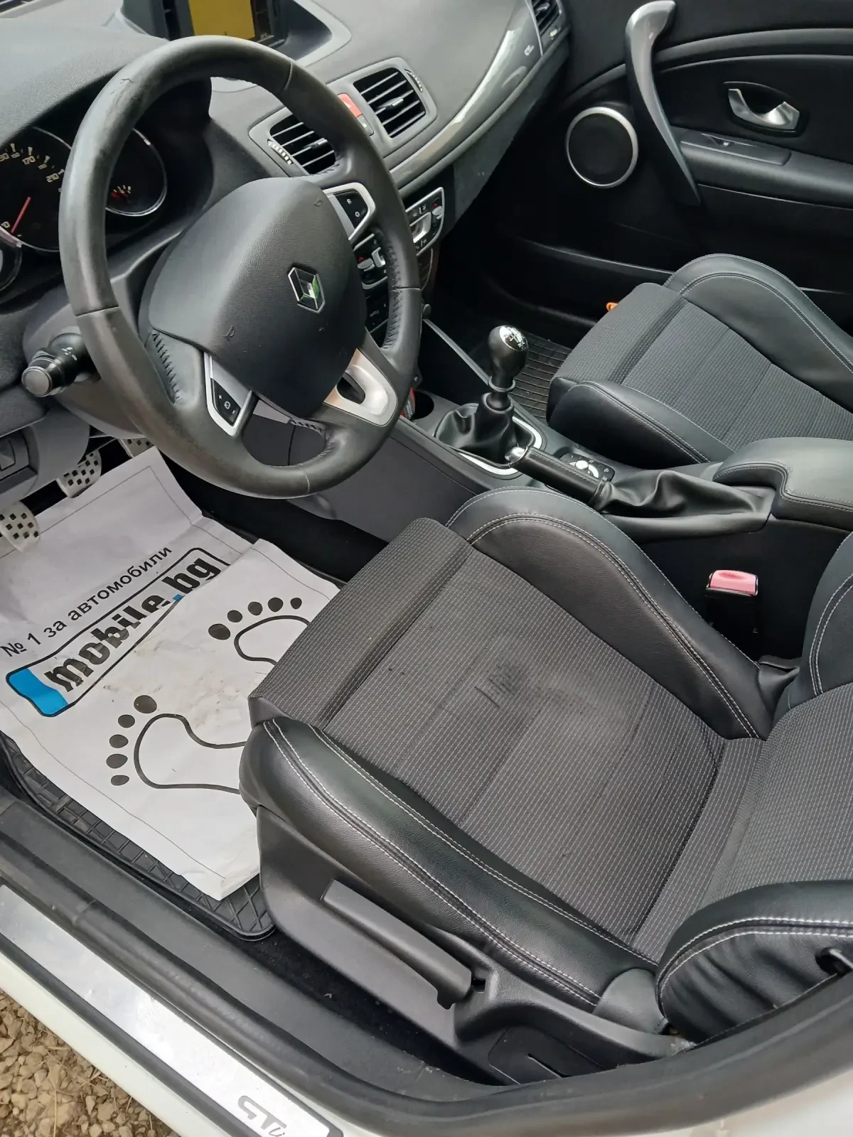 Renault Megane 1.5 DCI  GT- line, снимка 10 - Автомобили и джипове - 54917624