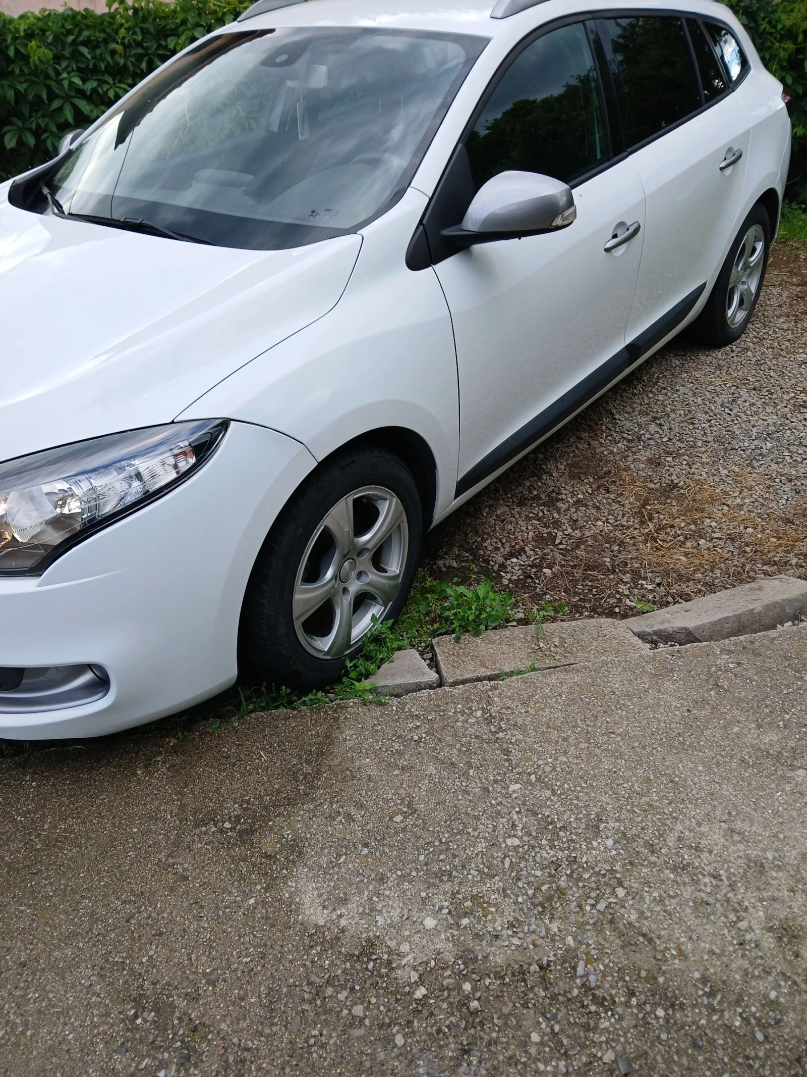Renault Megane 1.5 DCI  GT- line, снимка 3 - Автомобили и джипове - 54917624