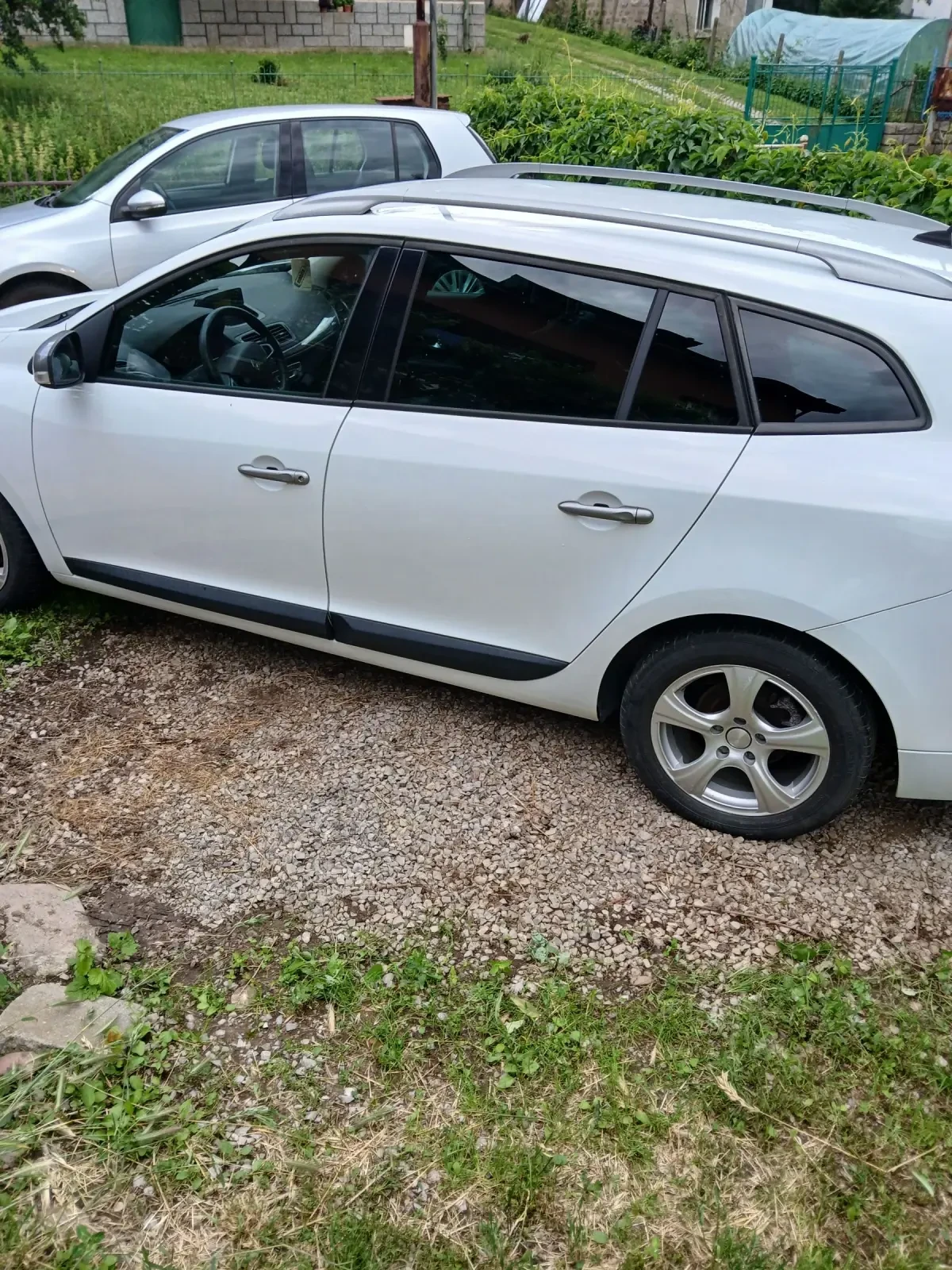 Renault Megane 1.5 DCI  GT- line, снимка 9 - Автомобили и джипове - 54917624