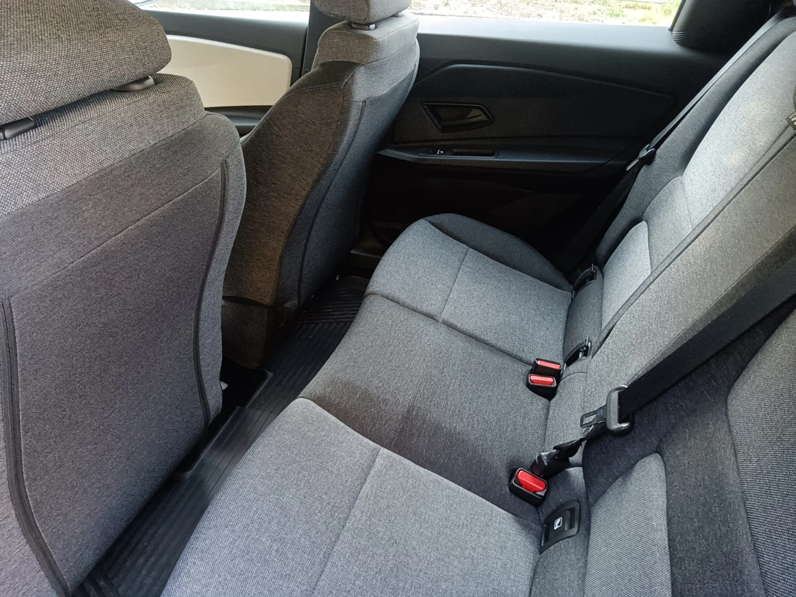 Renault 5 40 kWh | Mobile.bg � ����������� 6