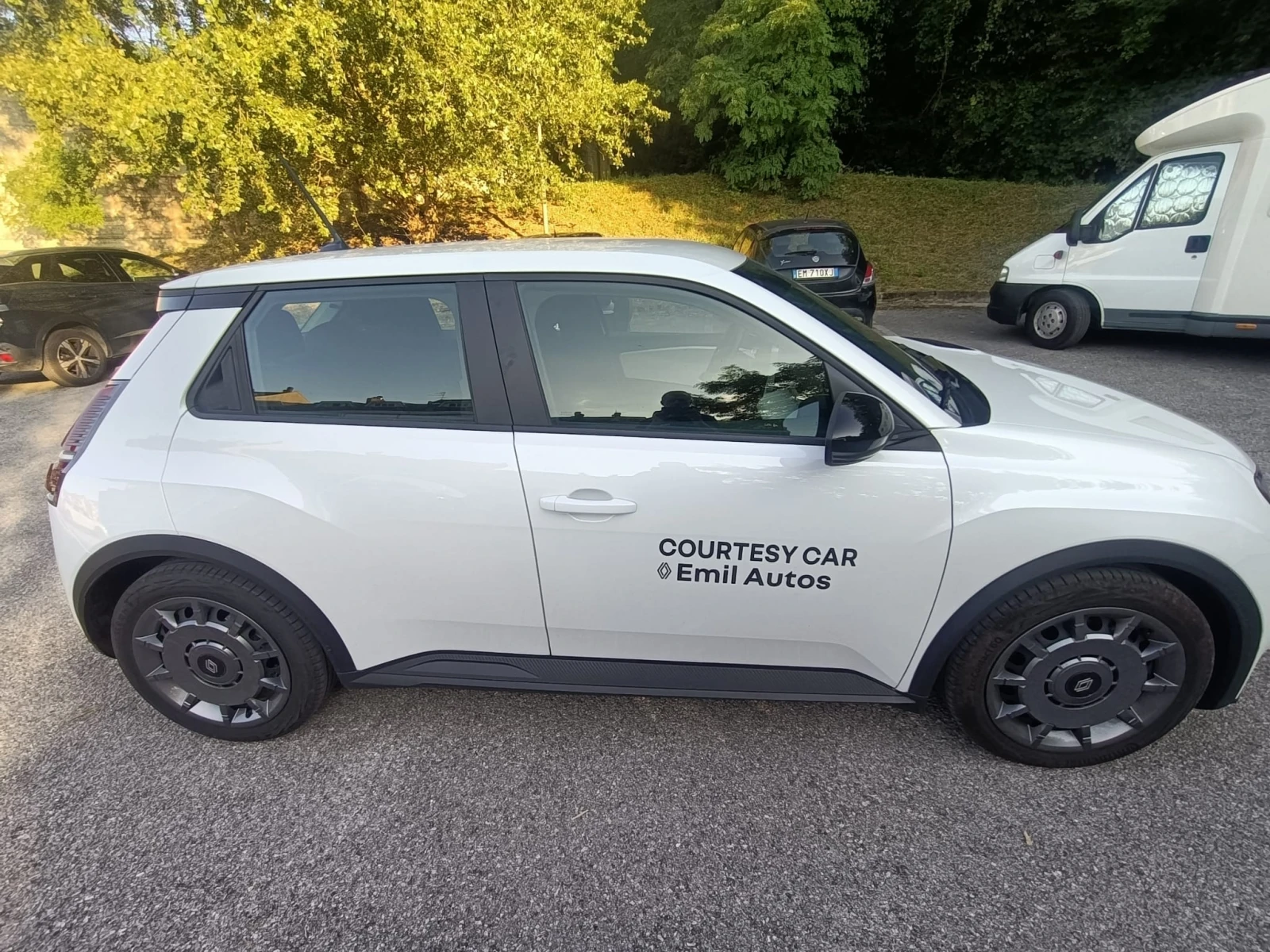 Renault 5 40 kWh | Mobile.bg � ����������� 4
