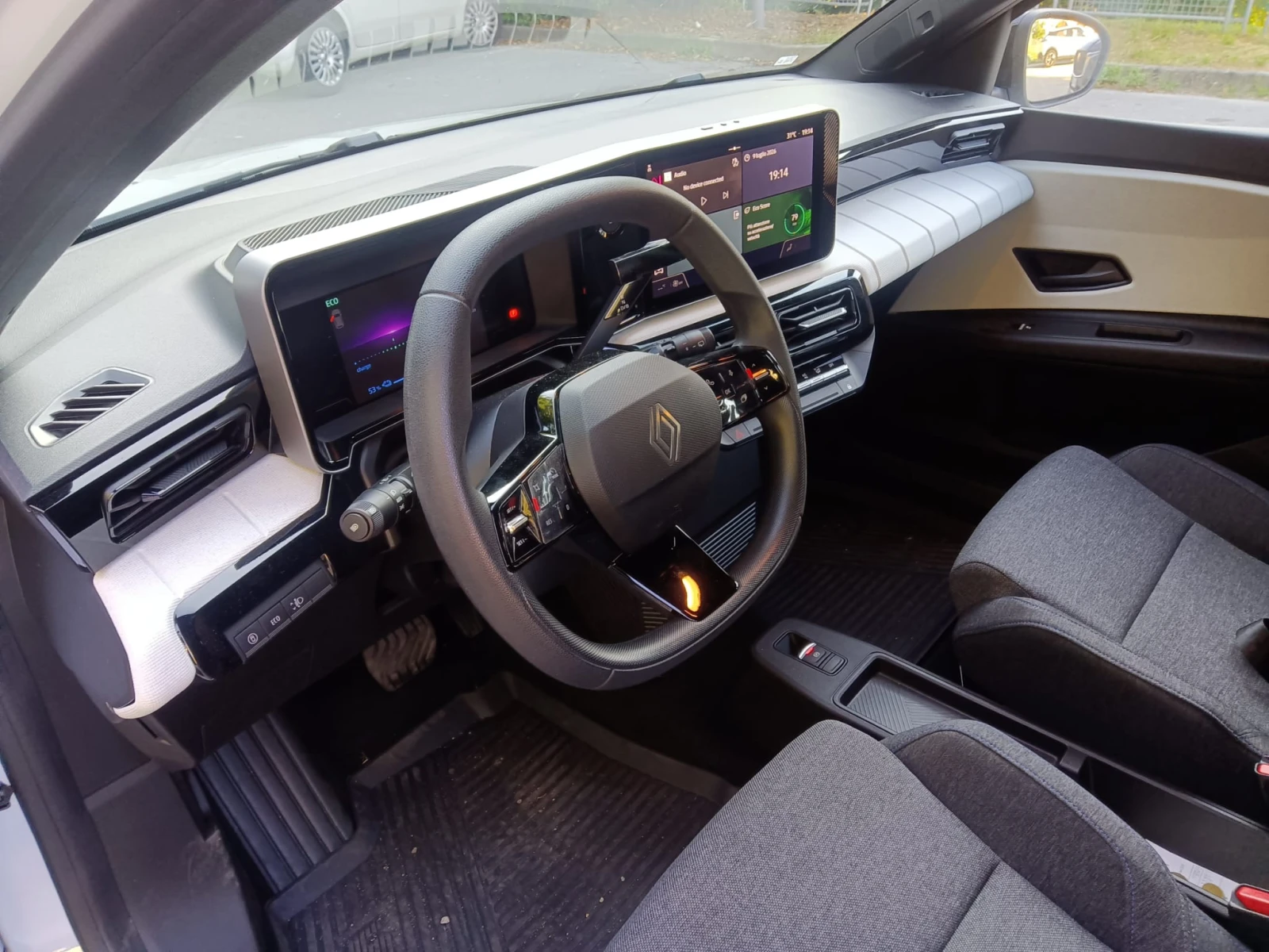 Renault 5 40 kWh | Mobile.bg � ����������� 5