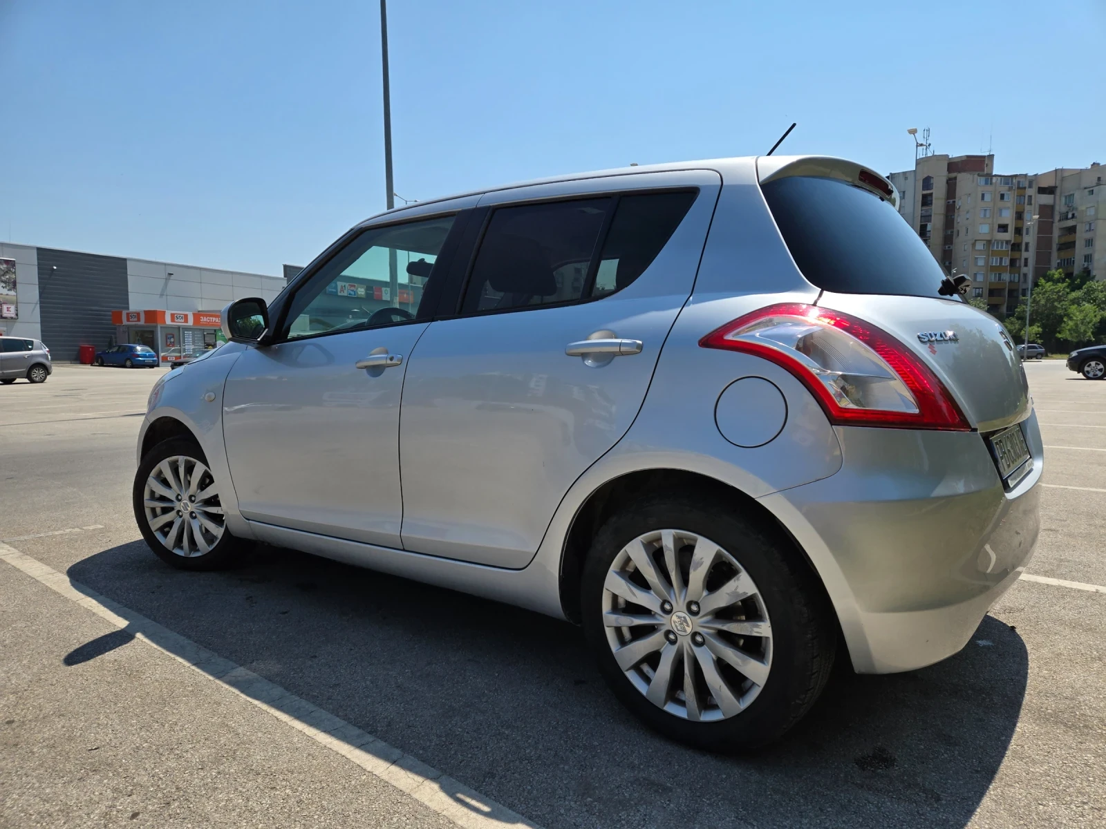 Suzuki Swift 1.2 Dualjet / VVT 4x4 (4WD), снимка 3 - Автомобили и джипове - 55424006