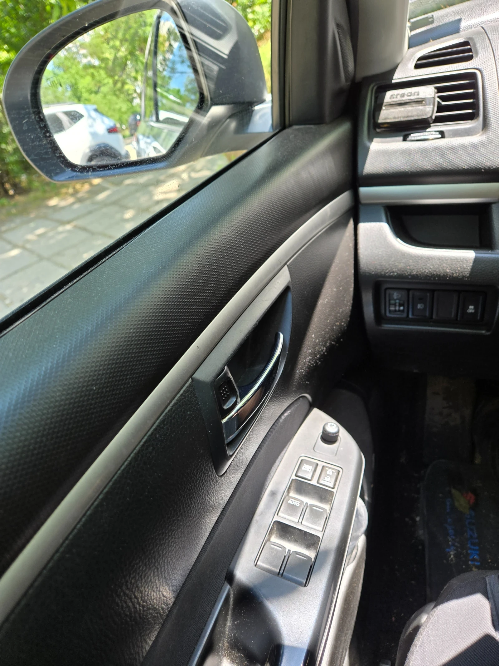 Suzuki Swift 1.2 Dualjet / VVT 4x4 (4WD), снимка 6 - Автомобили и джипове - 55424006