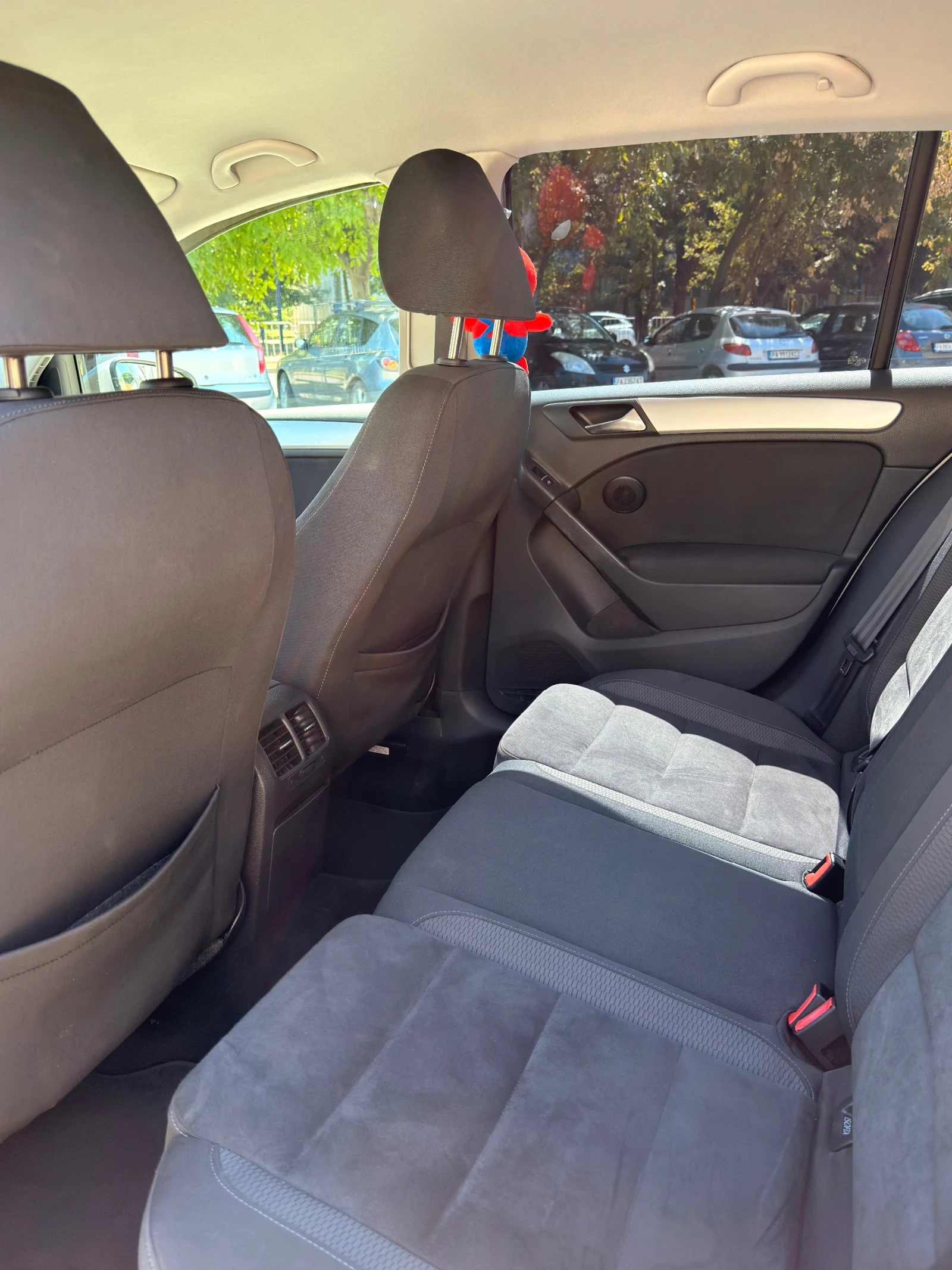 VW Golf HIGHLINE , снимка 8 - Автомобили и джипове - 55672284