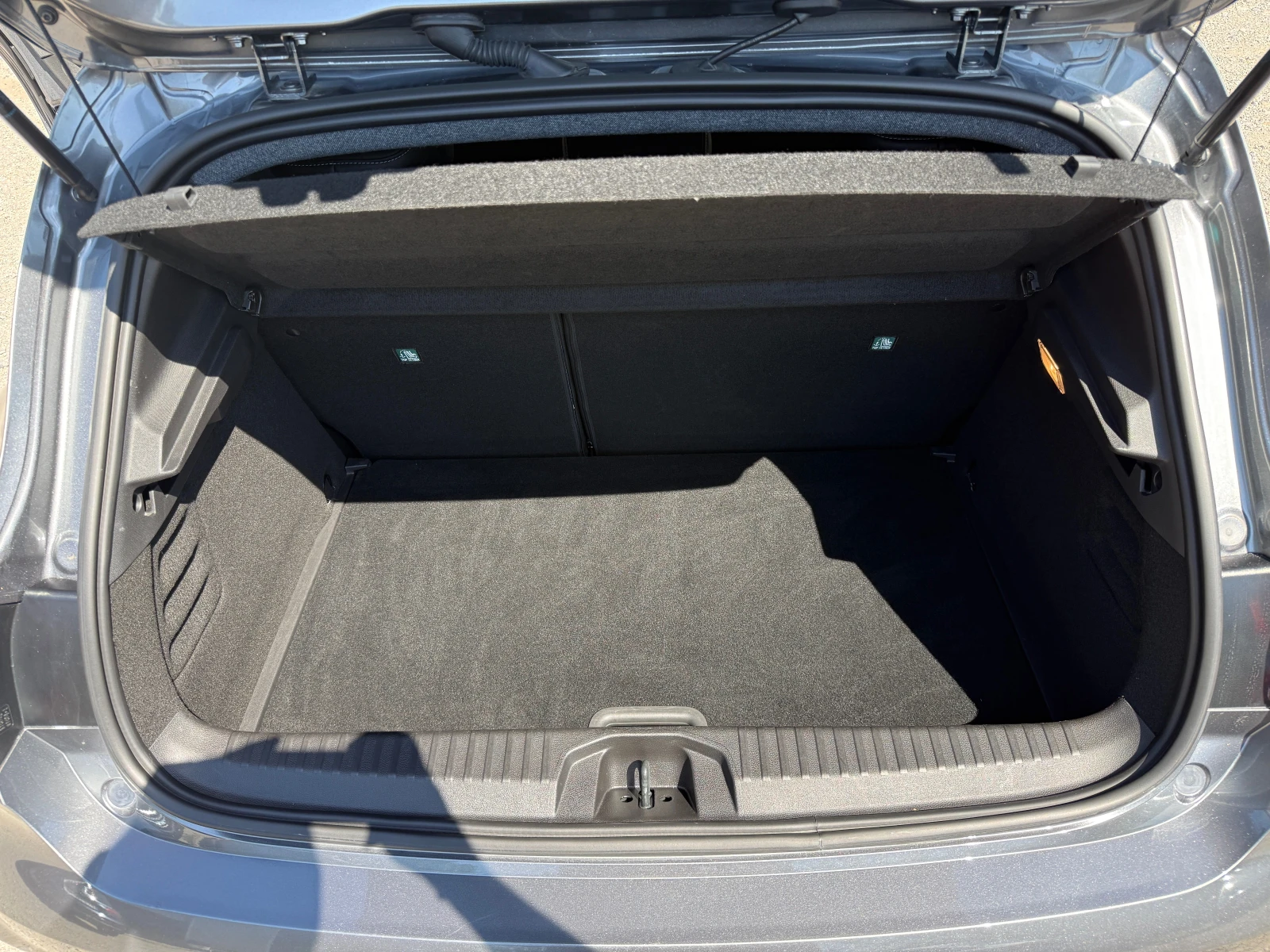 Renault Clio 1.0I * НОВ АВТОМОБИЛ* ДОКАЗУЕМИ КИЛОМЕТРИ* , снимка 11 - Автомобили и джипове - 55901864