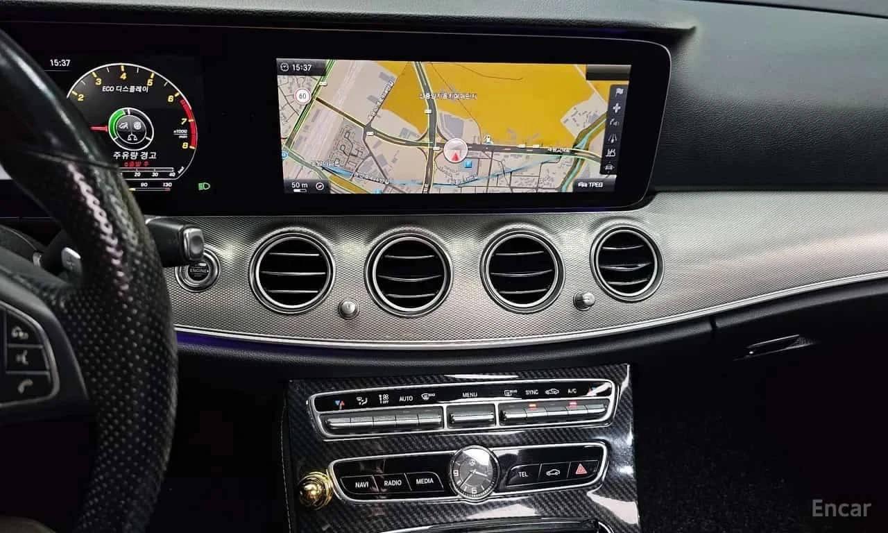 Mercedes-Benz E 300 Avantgarde | АВТОФИНАНСИРАНЕ | ЦЕНА ДО БЪЛГАРИЯ, снимка 13 - Автомобили и джипове - 56211664