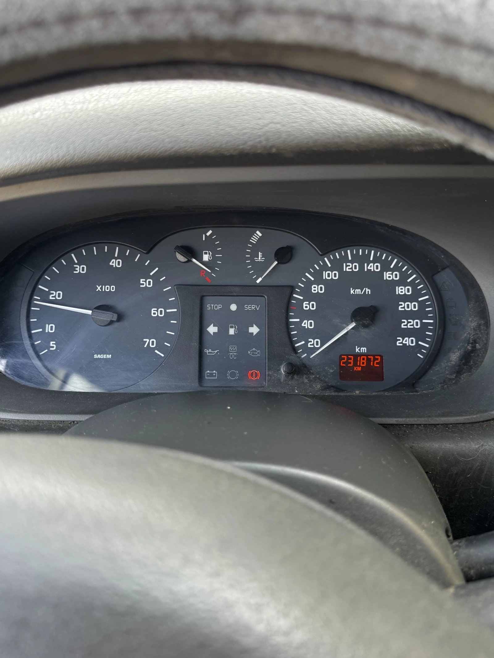 Renault Scenic, снимка 3 - Автомобили и джипове - 56429443
