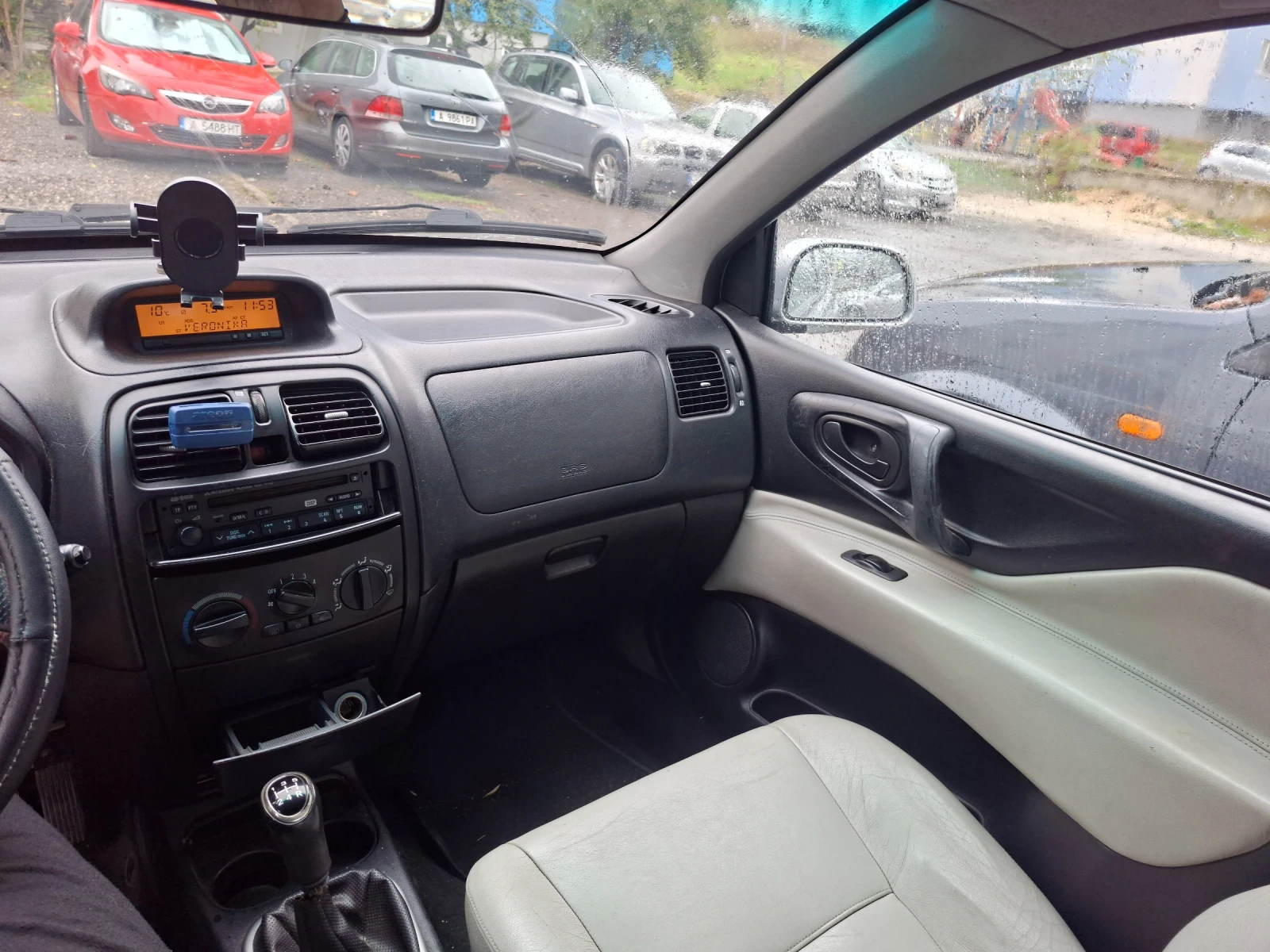 Mitsubishi Space star, снимка 11 - Автомобили и джипове - 56677066