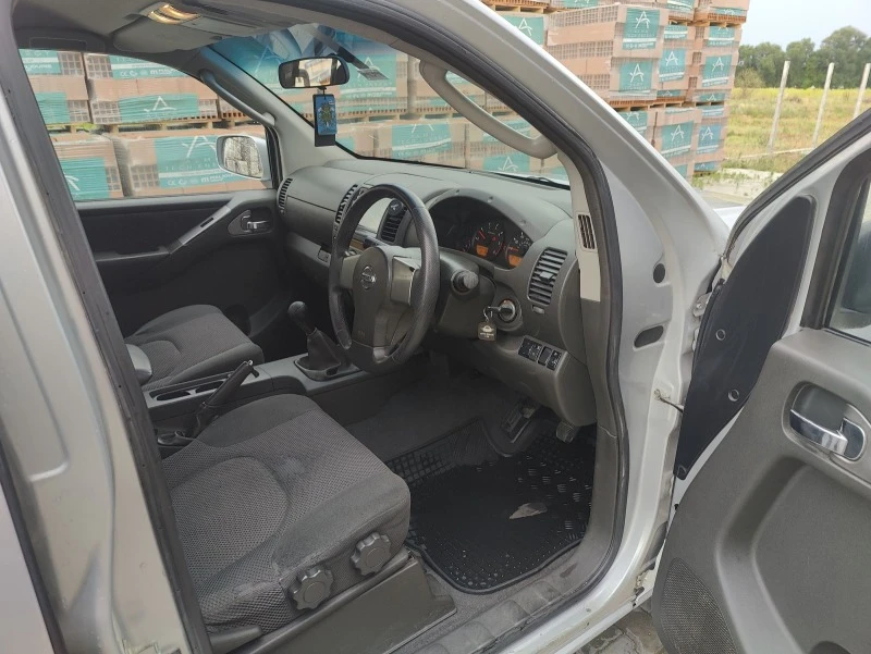 Nissan Navara III D40 2, 5 DCI 4WD, снимка 9 - Автомобили и джипове - 47305404