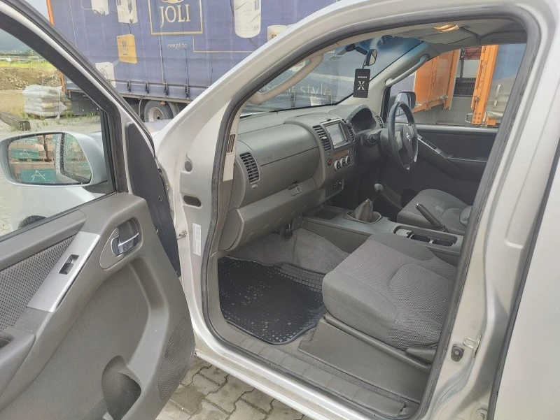 Nissan Navara III D40 2, 5 DCI 4WD, снимка 10 - Автомобили и джипове - 47305404