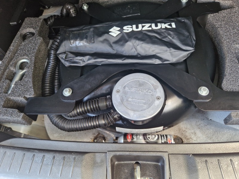 Suzuki Vitara 1.6i/4x4/газов инжекцион, снимка 14 - Автомобили и джипове - 46385719