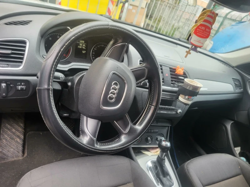Audi Q3, снимка 5 - Автомобили и джипове - 53387359