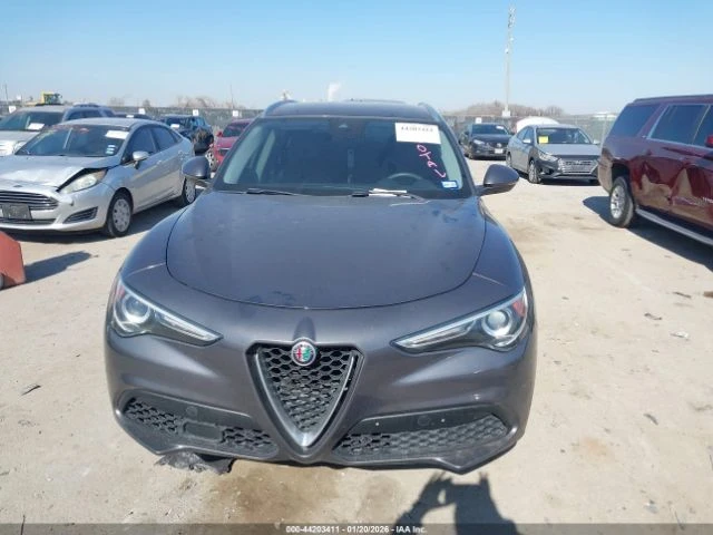 Alfa Romeo Stelvio Ti Sport AWD* KEYLESS* �������* ������ �����*  | Mobile.bg � ����������� 9