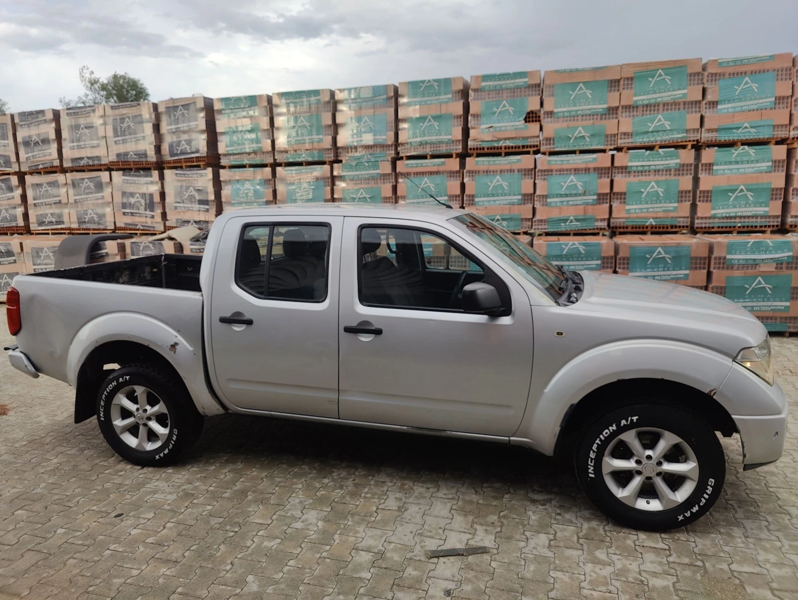 Nissan Navara III D40 2, 5 DCI 4WD - изображение 4