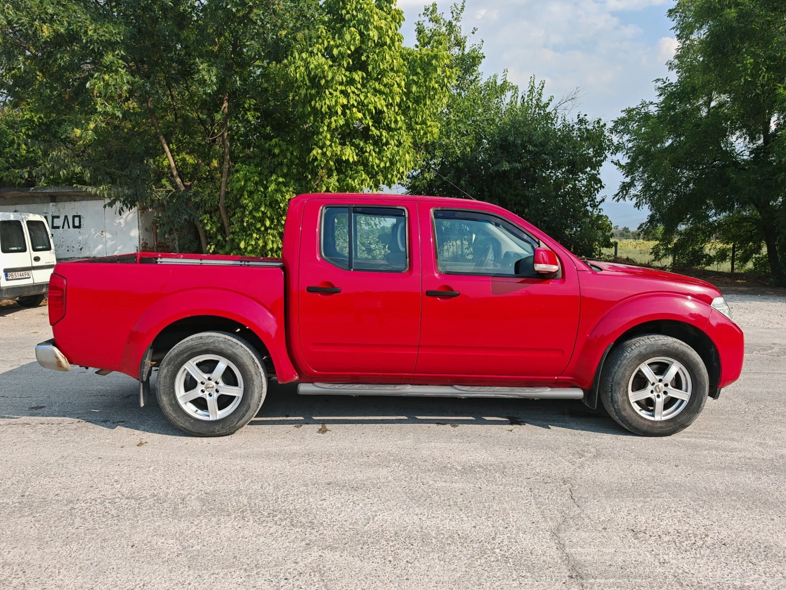 Nissan Navara 2.5 TDCI, 190к.с. - изображение 8