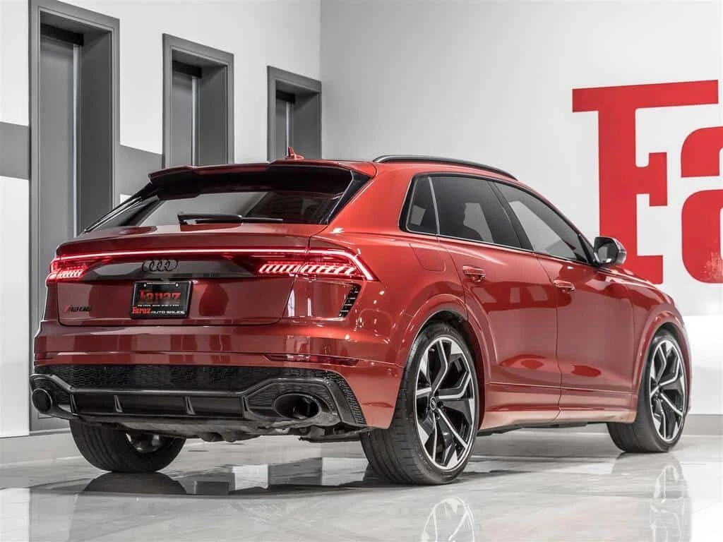 Audi RSQ8 | CARBON OPTIC| CARFAX, снимка 5 - Автомобили и джипове - 53894219