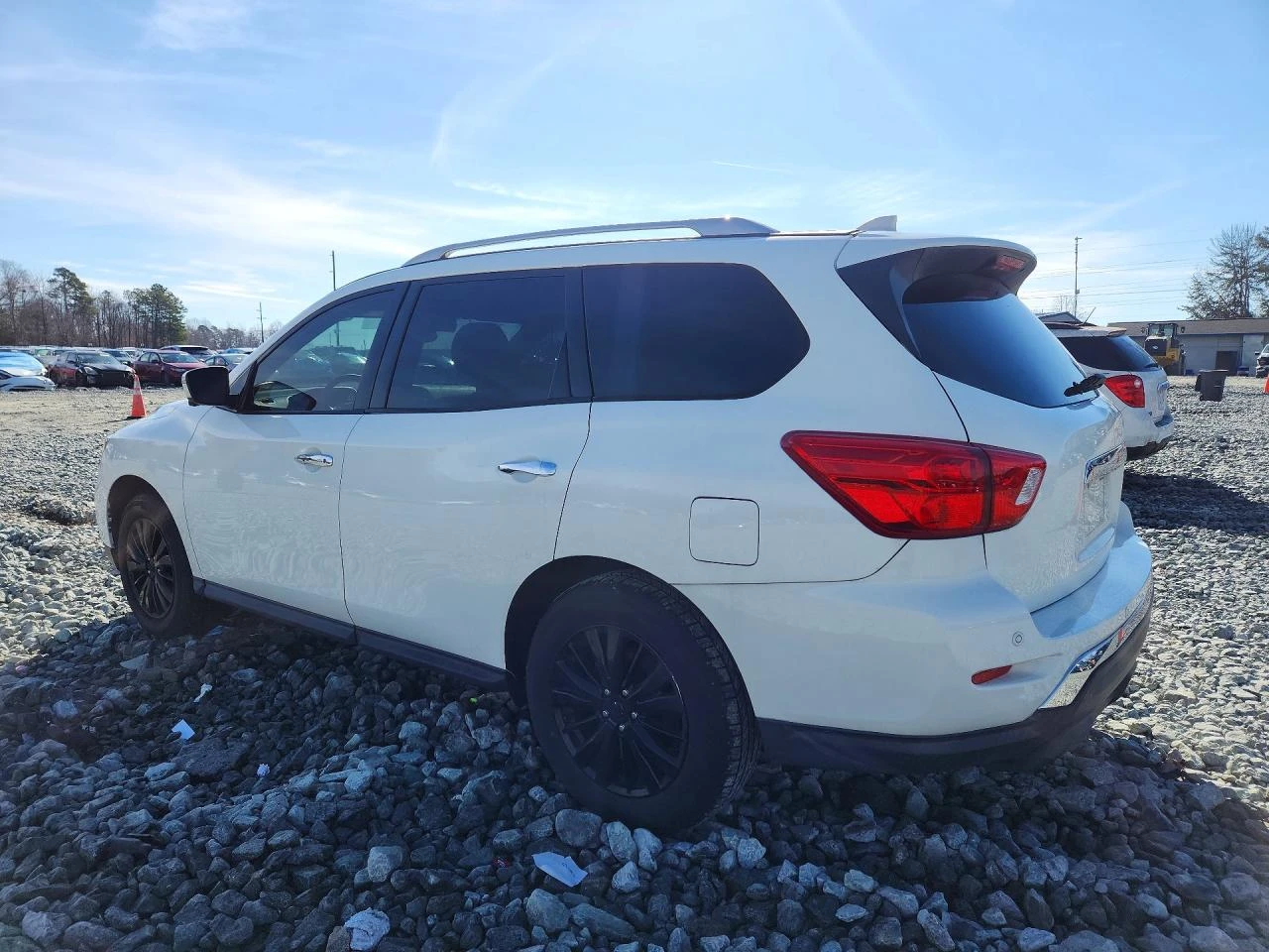 Nissan Pathfinder SL, снимка 4 - Автомобили и джипове - 53957922