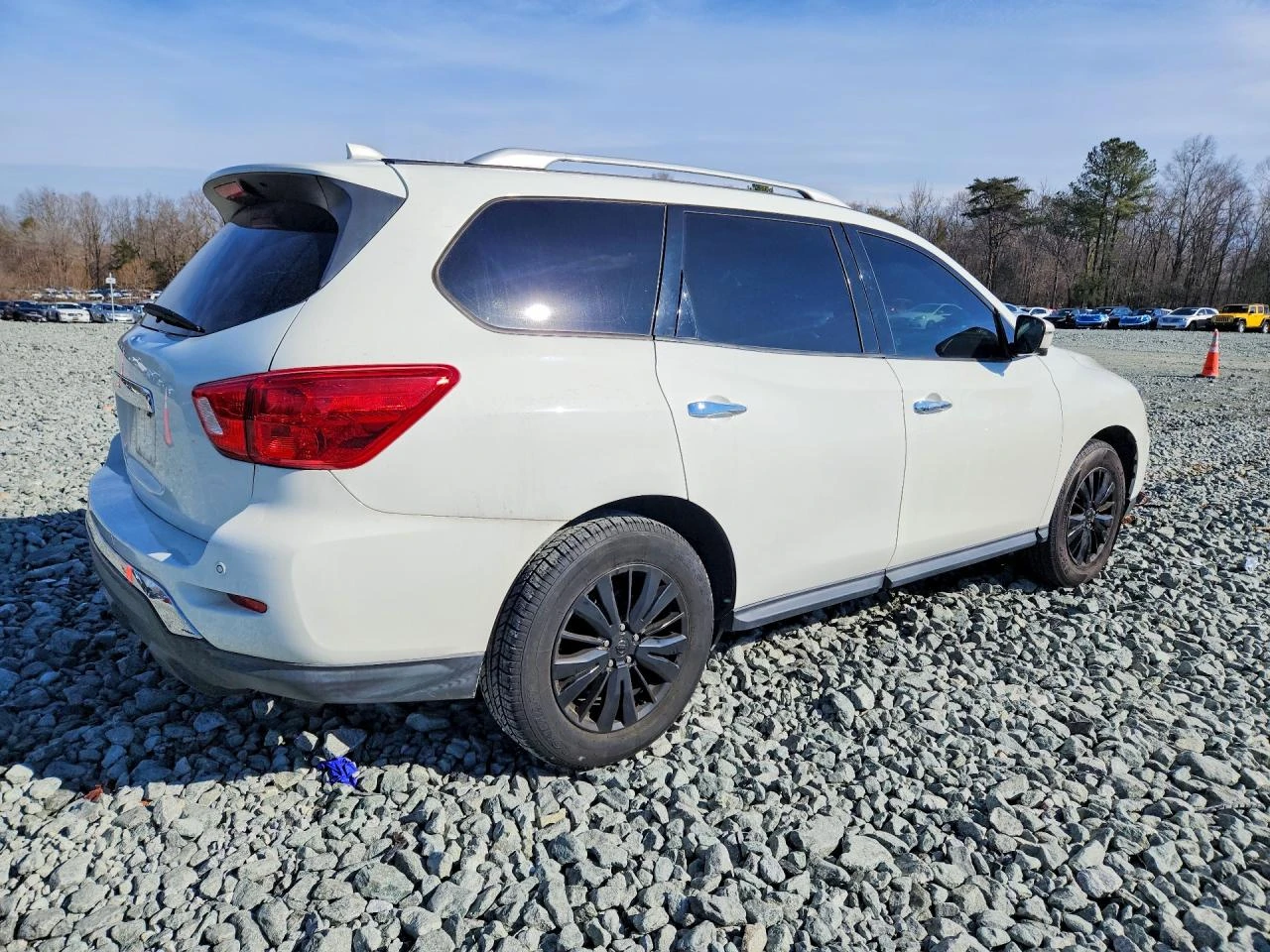 Nissan Pathfinder SL, снимка 5 - Автомобили и джипове - 53957922