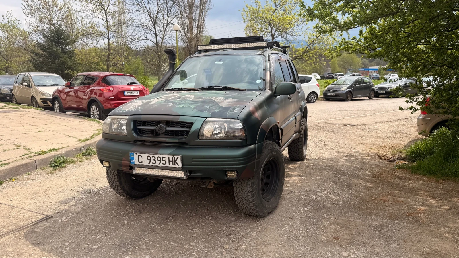 Suzuki Grand vitara 2.5 v6, снимка 2 - Автомобили и джипове - 54256212