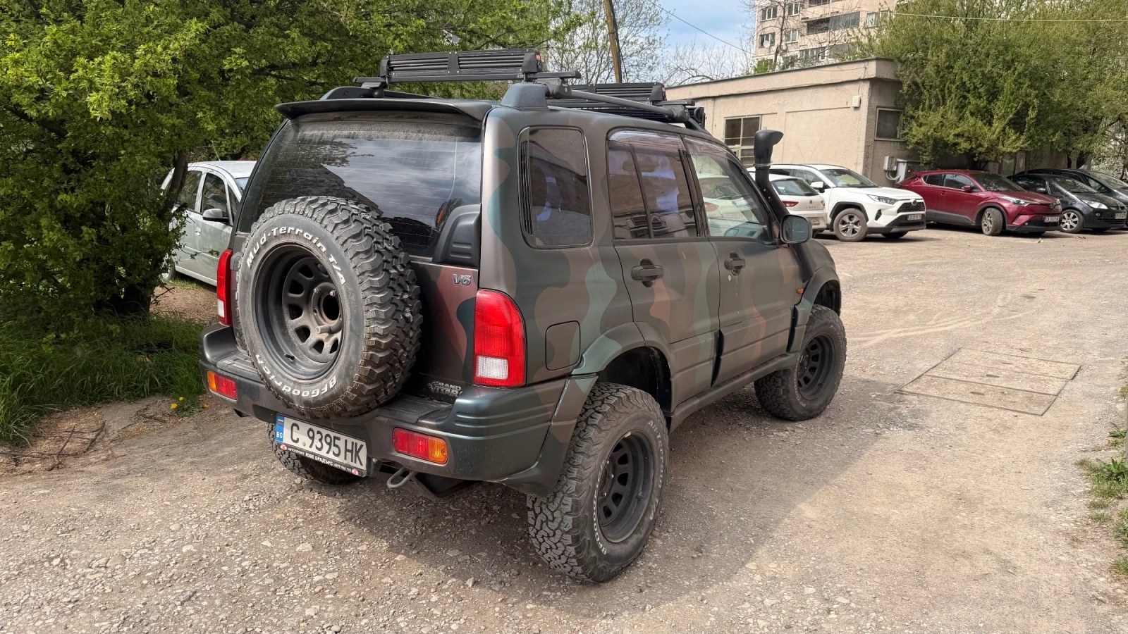 Suzuki Grand vitara 2.5 v6, снимка 3 - Автомобили и джипове - 54256212