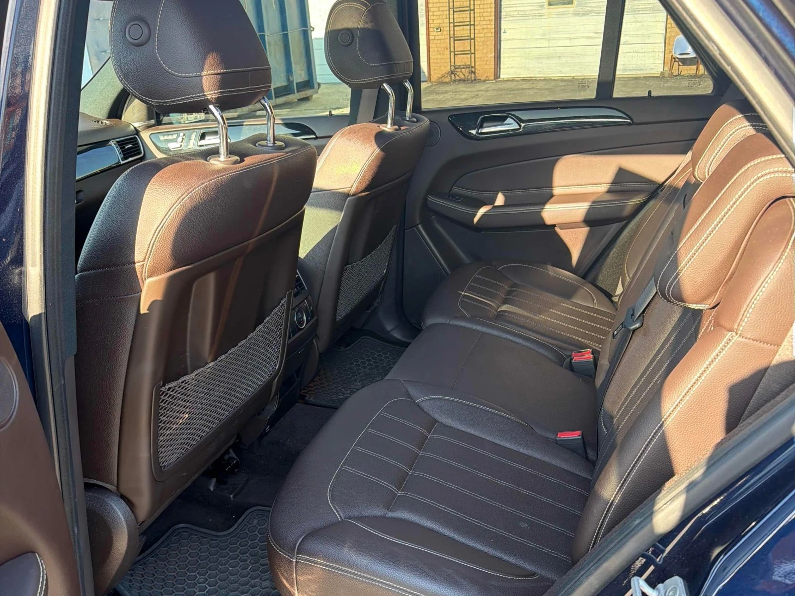 Mercedes-Benz GLE 43AMG* ПОДГРЕВ* KEYLESS* КАМЕРИ, снимка 10 - Автомобили и джипове - 54291888