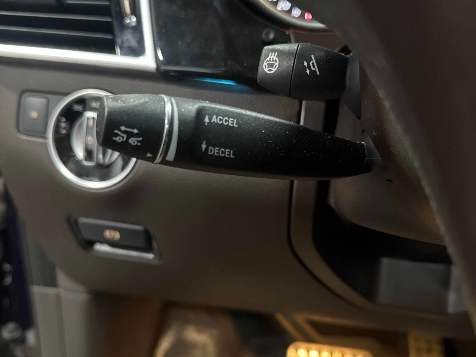 Mercedes-Benz GLE 43AMG* ПОДГРЕВ* KEYLESS* КАМЕРИ, снимка 12 - Автомобили и джипове - 54291888