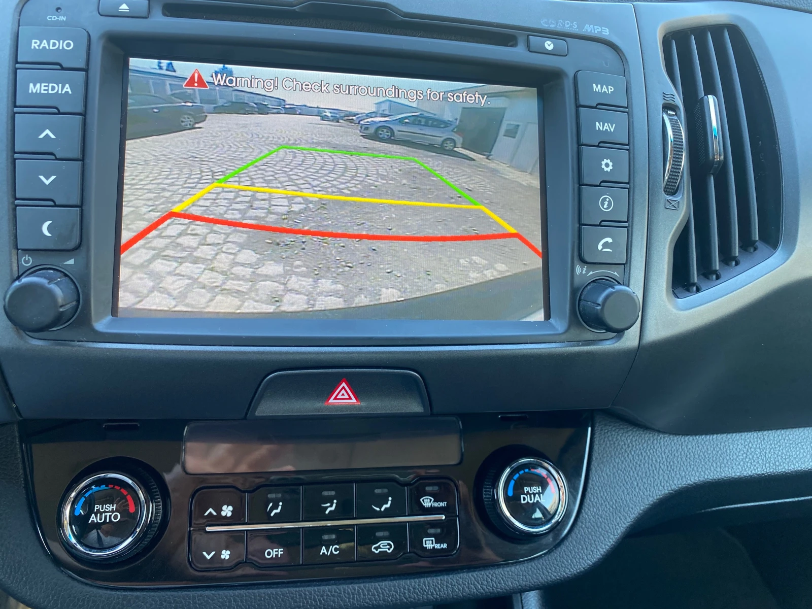 Kia Sportage 1.7 ���� ������ | Mobile.bg � ����������� 10