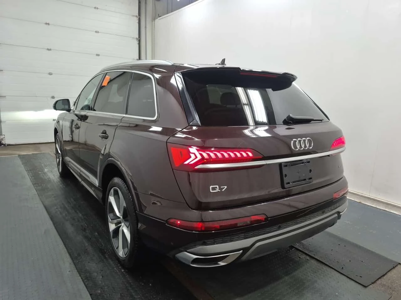 Audi Q7 * PROGRESSIV * ДИСТРОНИК * 360 * ОБДУХВАНЕ * ПАНО , снимка 4 - Автомобили и джипове - 54611832