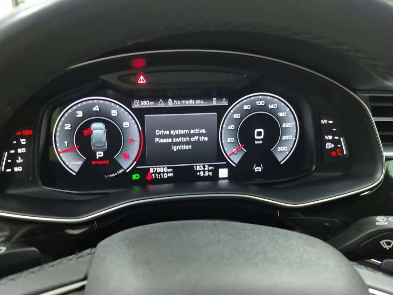 Audi Q7 * PROGRESSIV * ДИСТРОНИК * 360 * ОБДУХВАНЕ * ПАНО , снимка 9 - Автомобили и джипове - 54611832