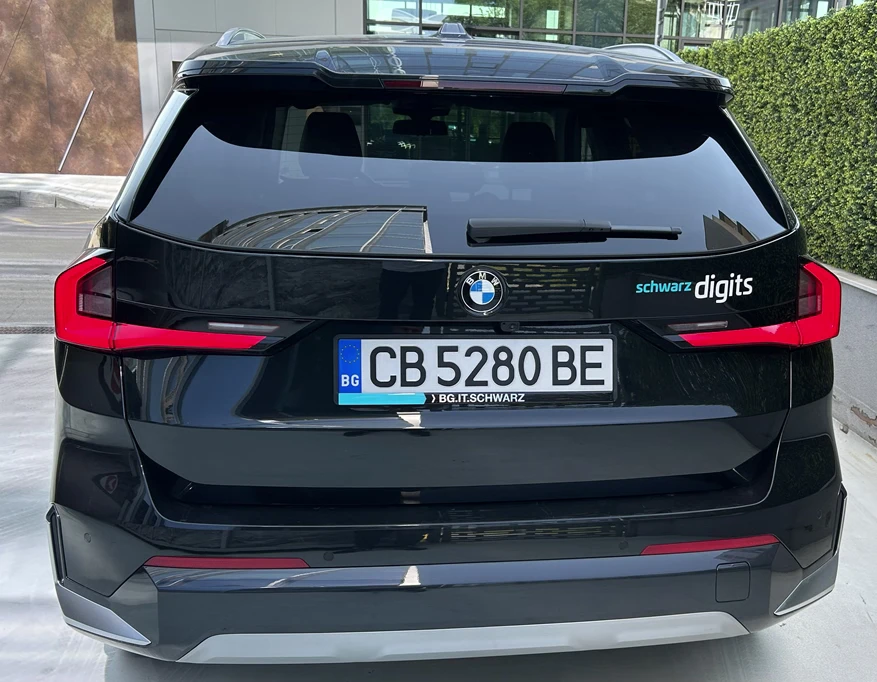 BMW X1 20d Mild-Hybrid, xDrive xLine, снимка 3 - Автомобили и джипове - 55097130