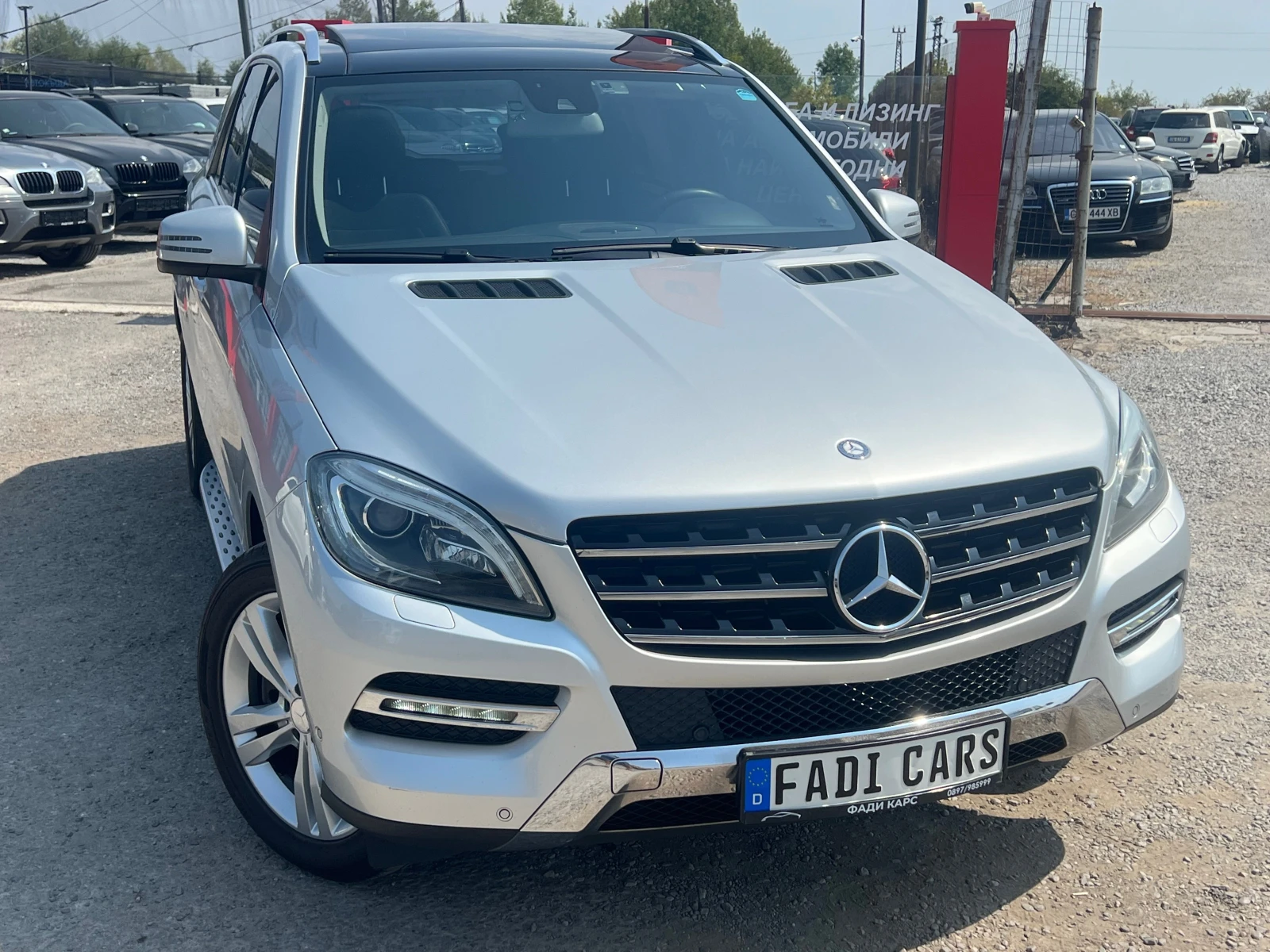 Mercedes-Benz ML 350  Собствен лизинг! 100% ОдобрениеУ, снимка 2 - Автомобили и джипове - 55769591