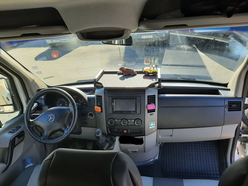 Mercedes-Benz Sprinter 311, снимка 11 - Бусове и автобуси - 52439730