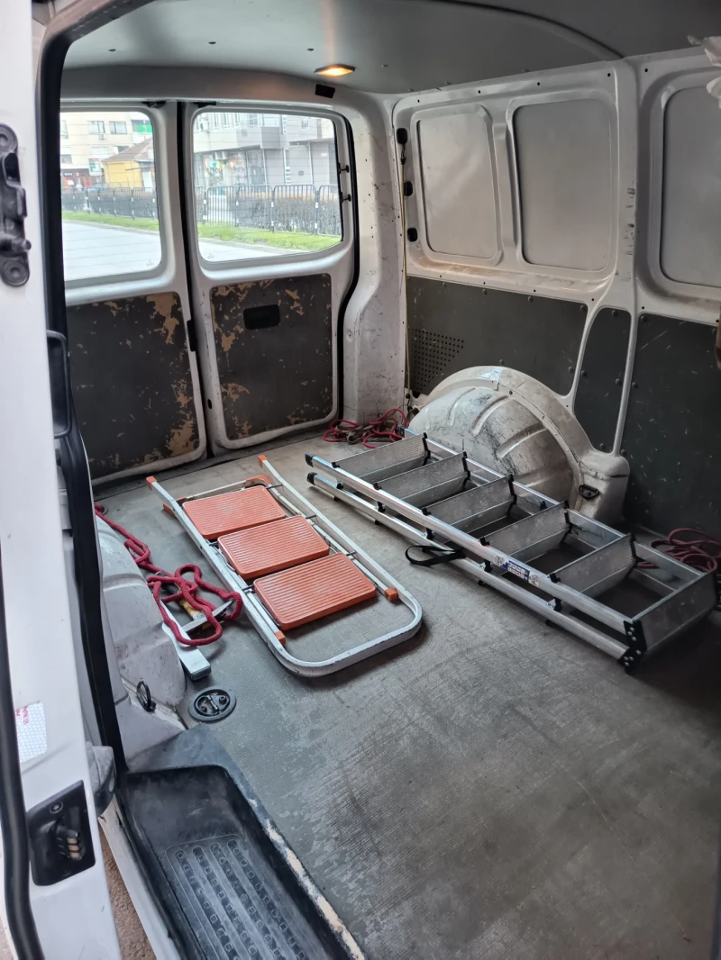 VW T5, снимка 6 - Бусове и автобуси - 52912723