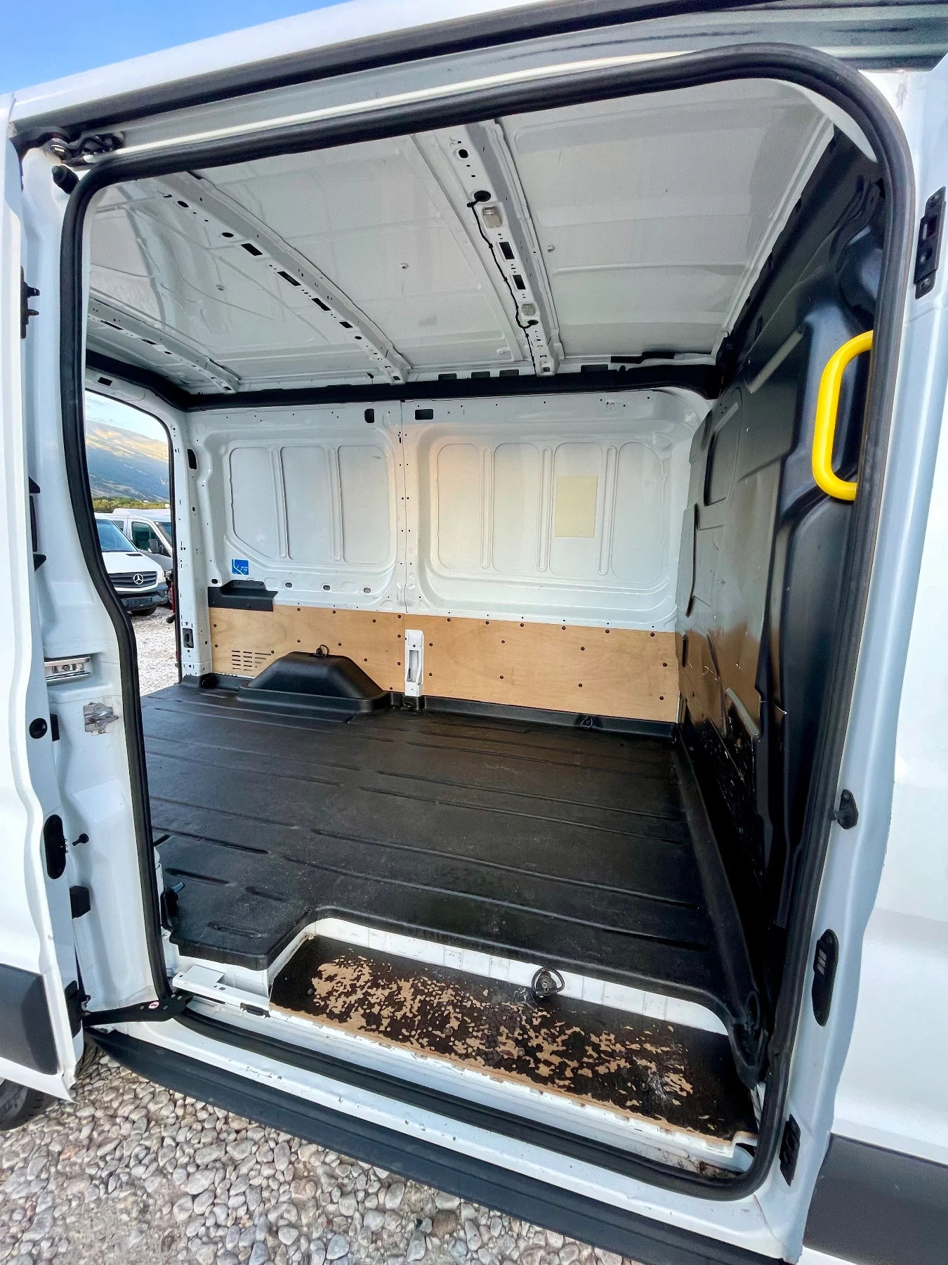 Ford Transit 2.2TDCi-Климатик - изображение 10