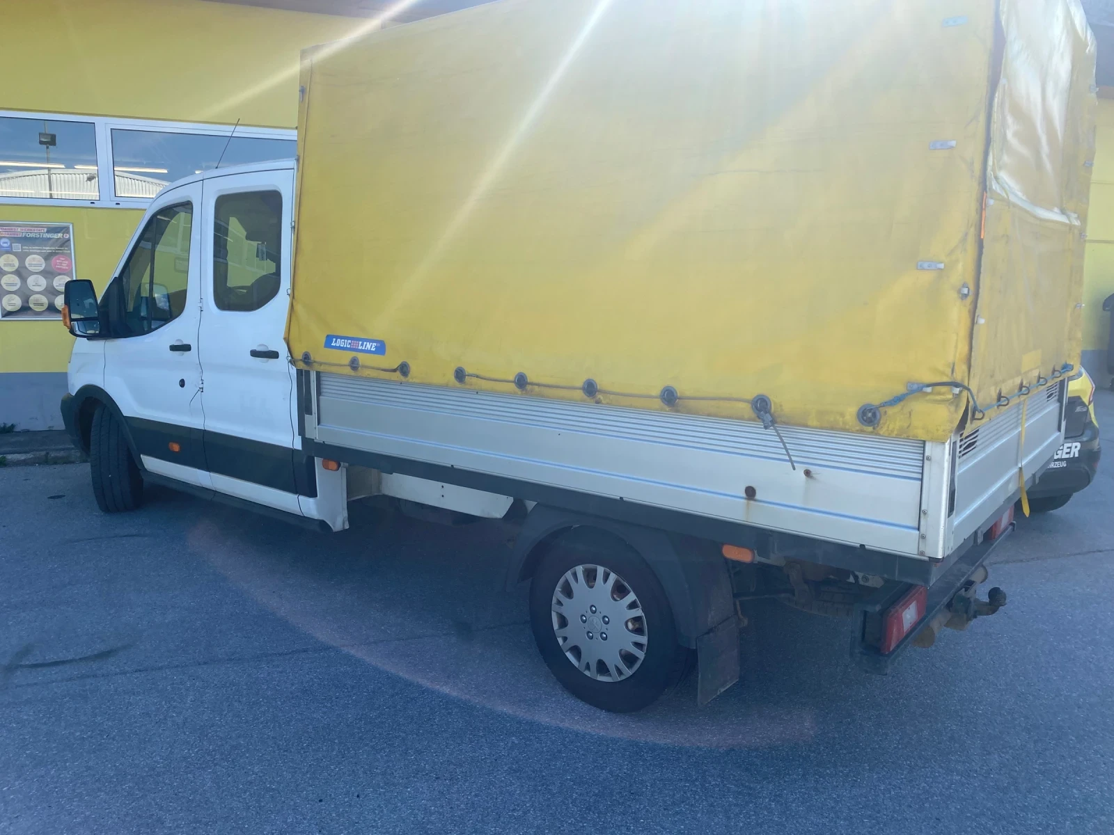 Ford Transit 2.2 155 кс. 6+ 1 - изображение 7