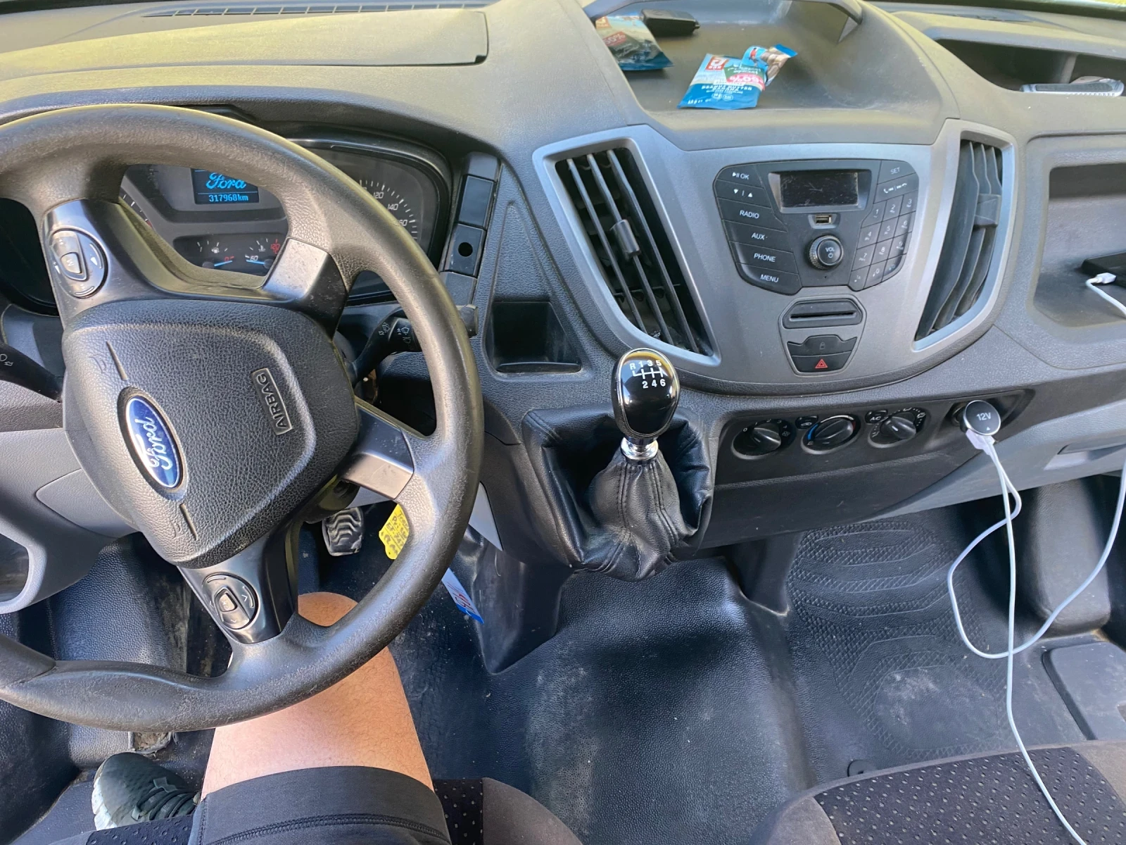 Ford Transit 2.2 155 кс. 6+ 1 - изображение 8