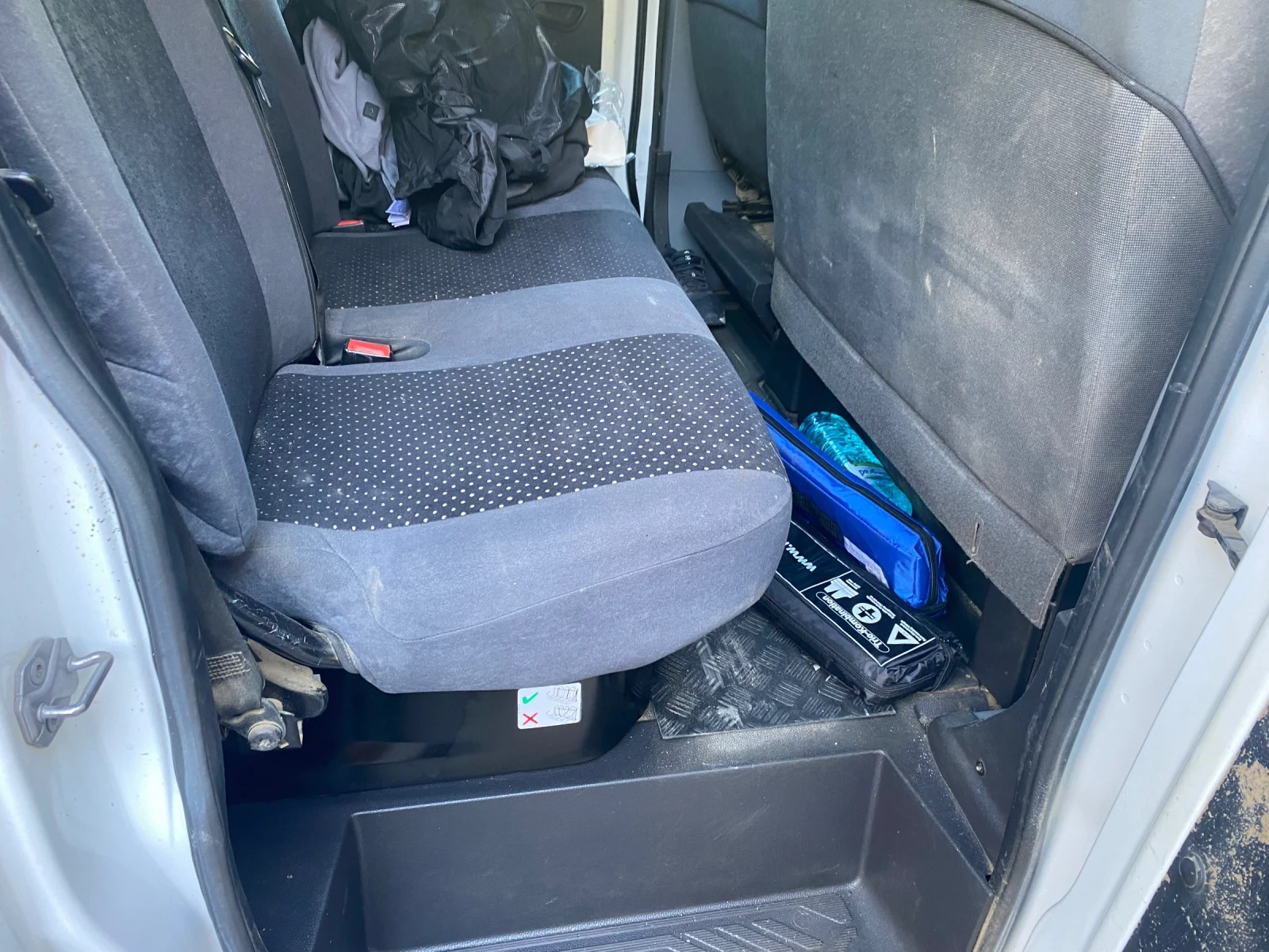 Ford Transit 2.2 155 кс. 6+ 1 - изображение 5