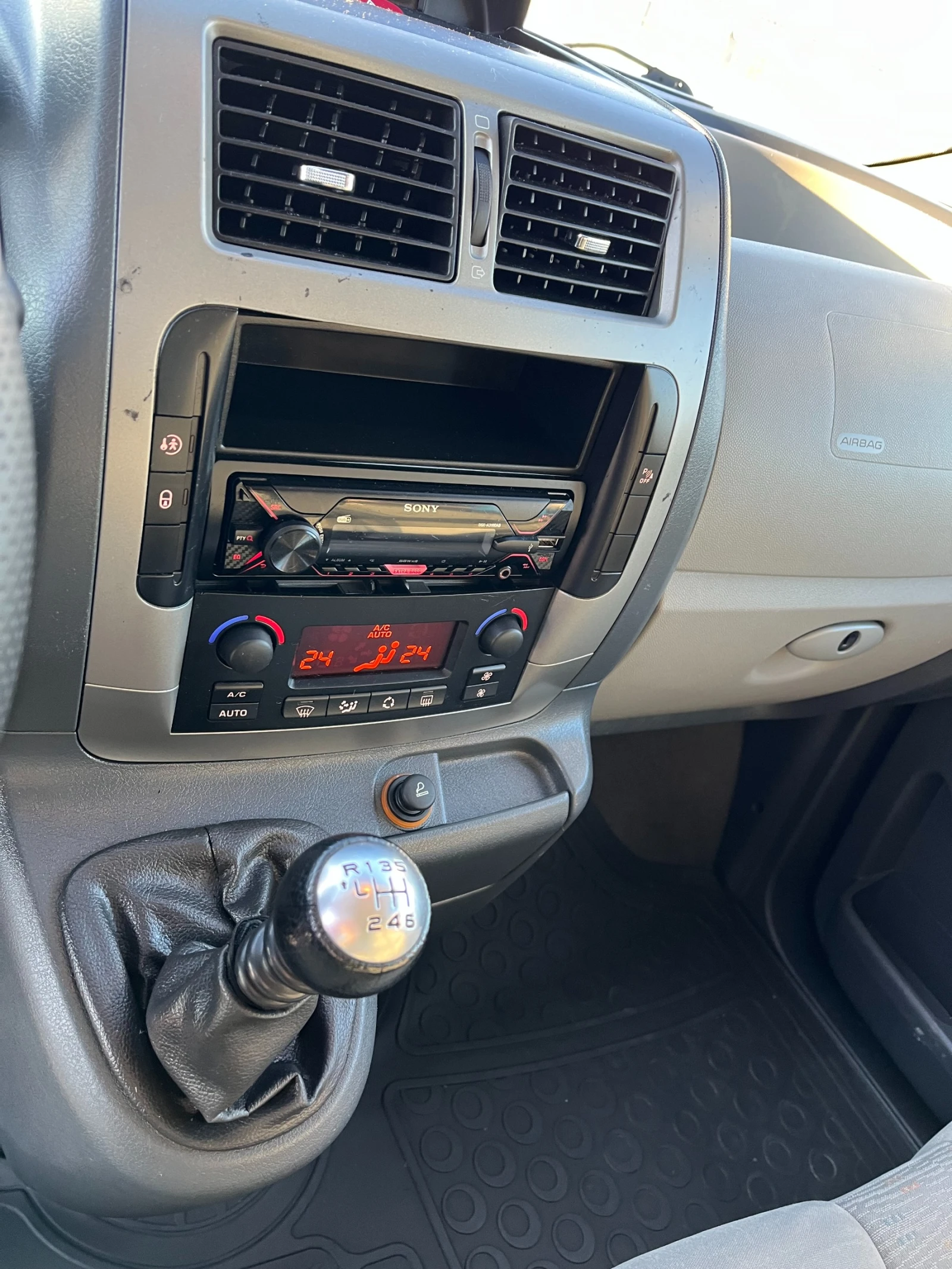 Citroen Jumpy 2.0HDI/ATLANTE 8+ 1 - изображение 6