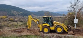 Багер Komatsu WB97S, снимка 2