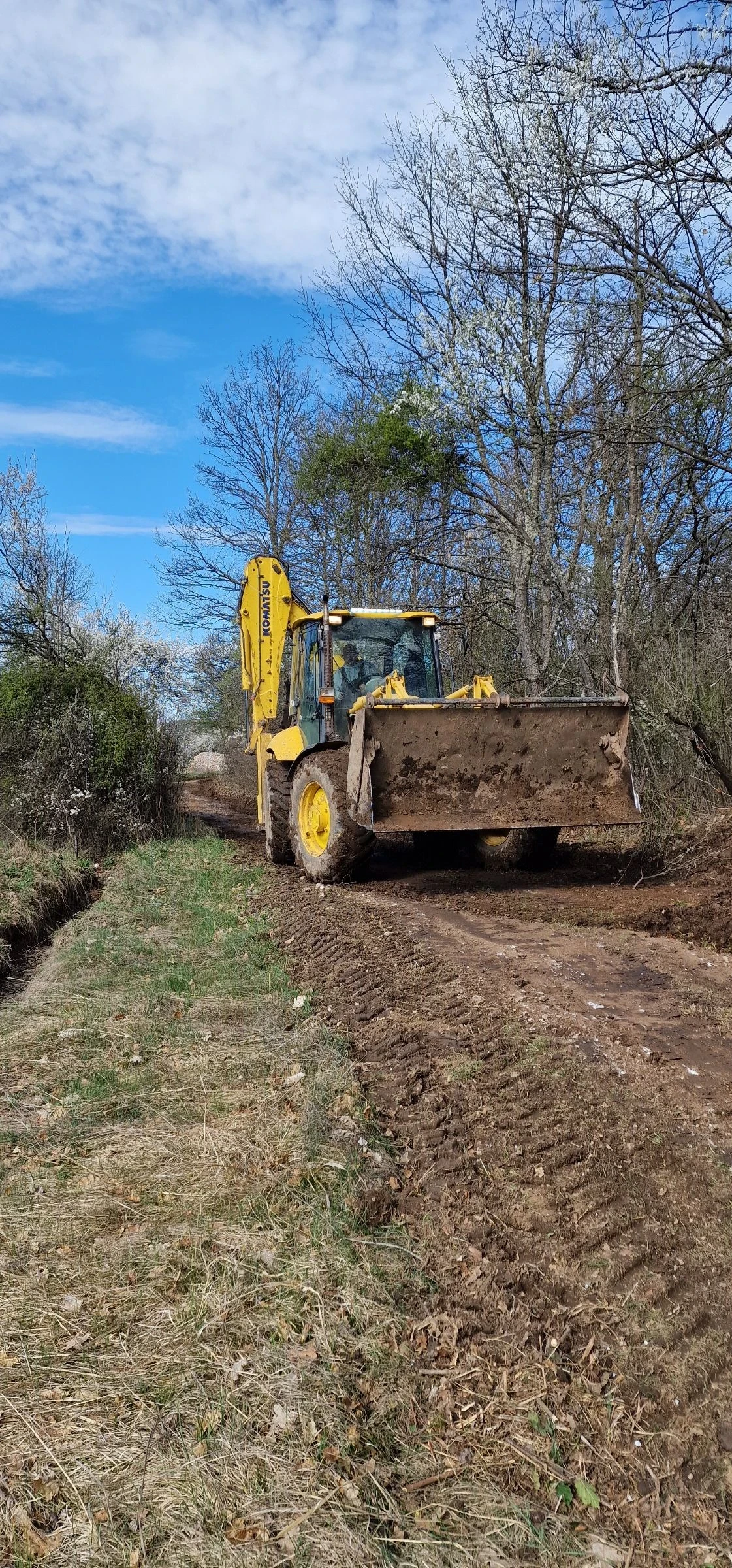 Багер Komatsu WB97S - изображение 9