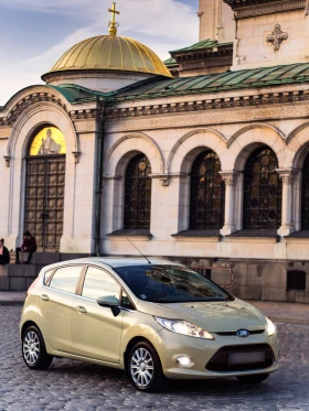 Ford Fiesta Mk7 120HP Ghia, снимка 5