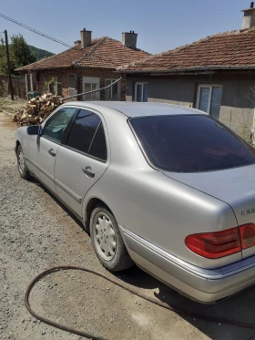 Обява за продажба на Mercedes-Benz E 290 ~1 000 лв. - изображение 3