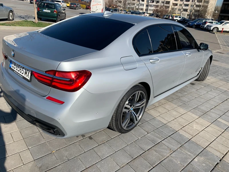 BMW 750, снимка 2 - Автомобили и джипове - 48637846