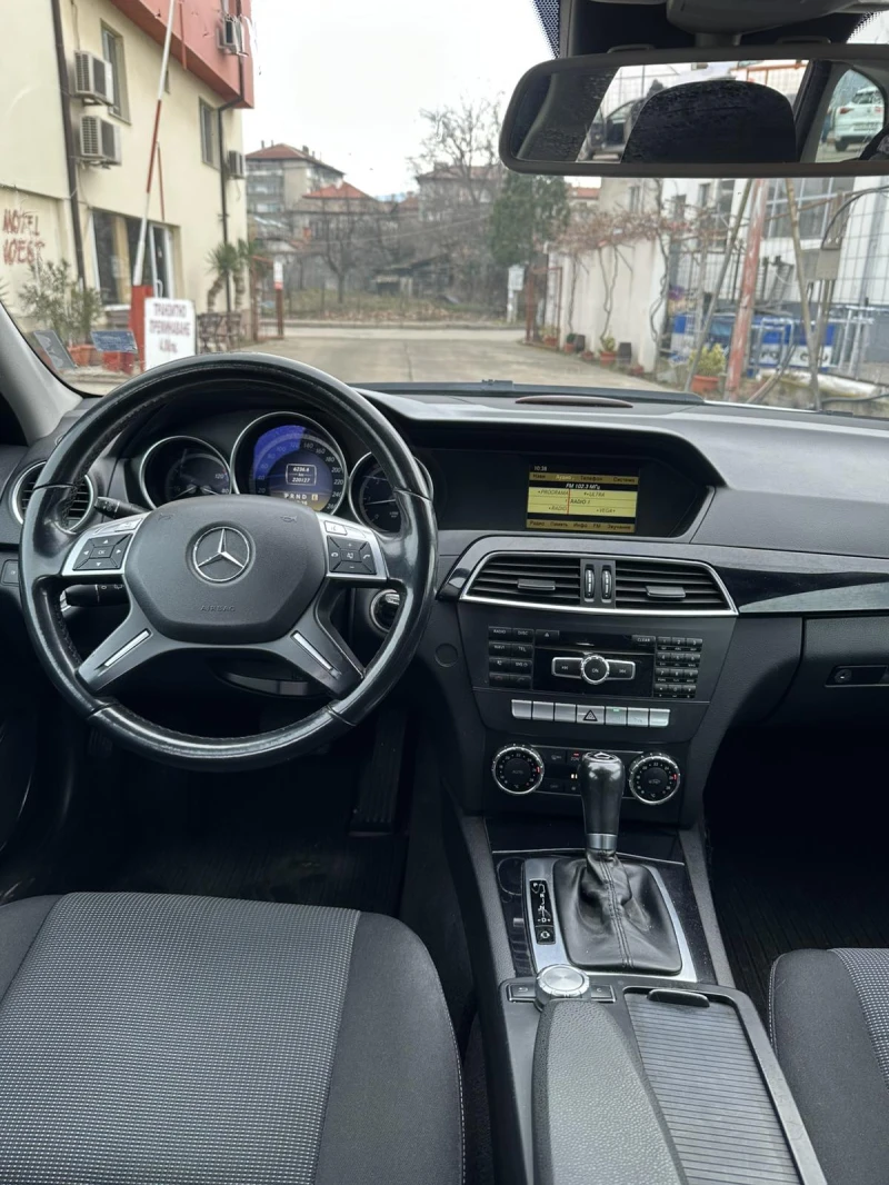 Mercedes-Benz C 220 2.2CDI, снимка 9 - Автомобили и джипове - 48846677