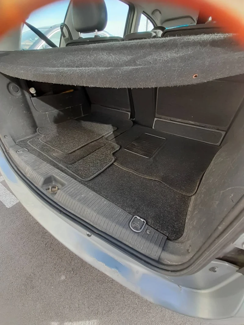 Opel Meriva 4 врати 1.7CDTI, снимка 8 - Автомобили и джипове - 52894766
