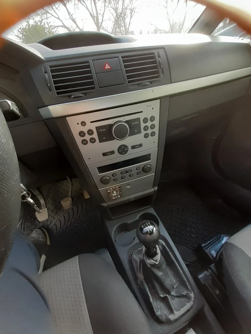 Opel Meriva 4 врати 1.7CDTI, снимка 5 - Автомобили и джипове - 52894766
