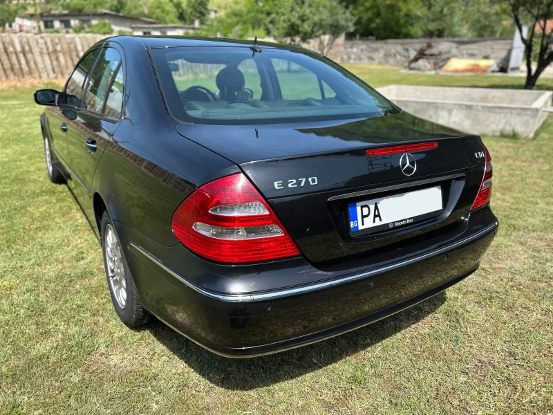 Mercedes-Benz E 270 E270 Elegance, снимка 7 - Автомобили и джипове - 50683739