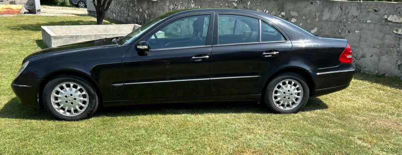 Mercedes-Benz E 270 E270 Elegance, снимка 4 - Автомобили и джипове - 50683739